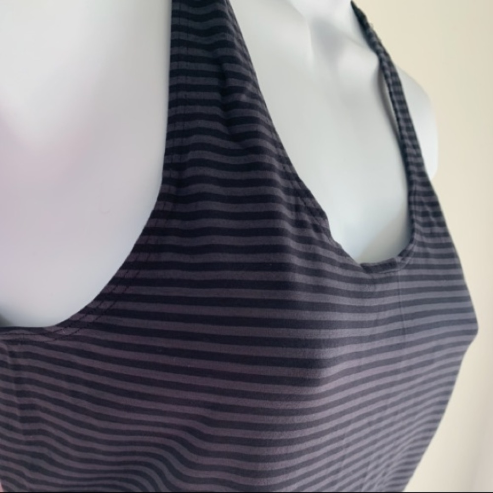 Under Armour Black and Grey Striped Fitted Tank - Picture 3 of 6
